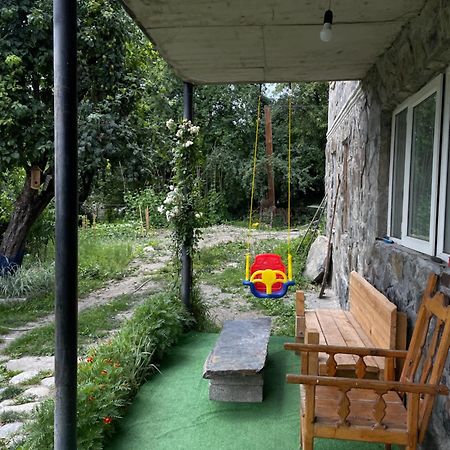 Mamuka Chartolani Guesthouse Mestia Exteriér fotografie