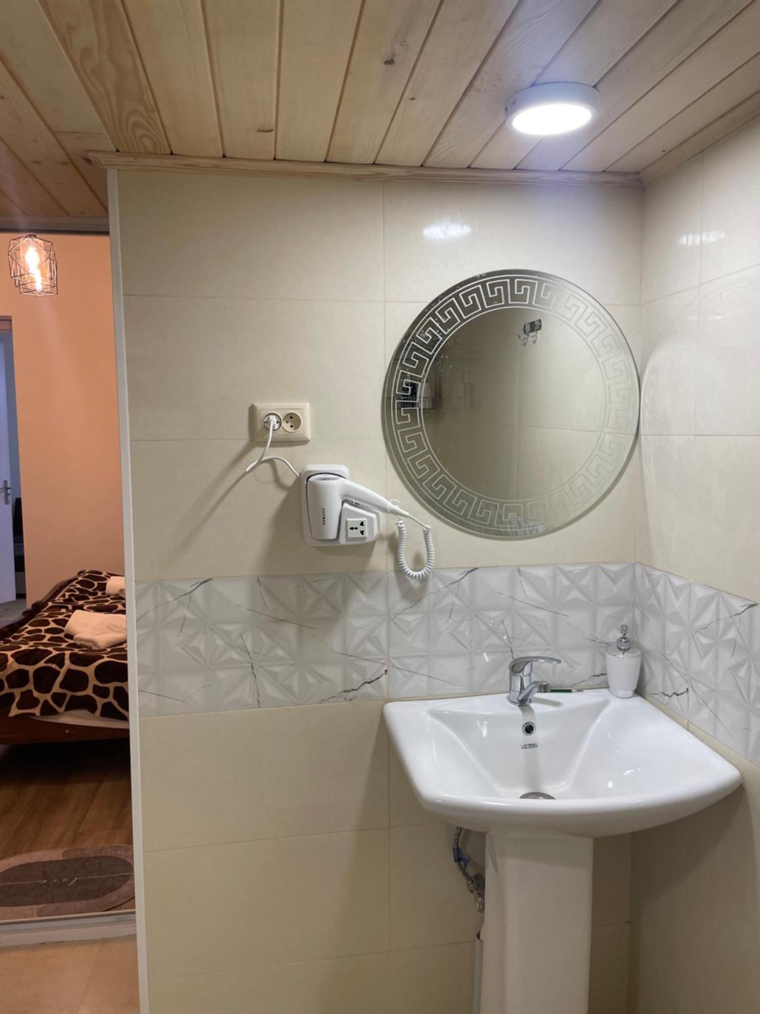Mamuka Chartolani Guesthouse Mestia Exteriér fotografie
