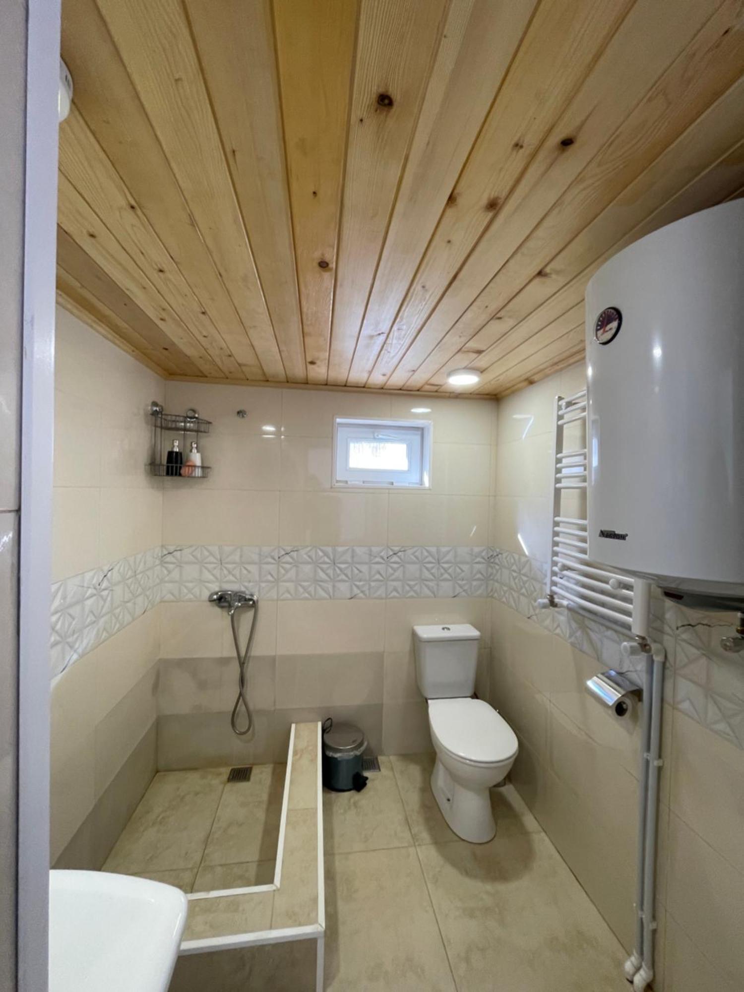 Mamuka Chartolani Guesthouse Mestia Exteriér fotografie